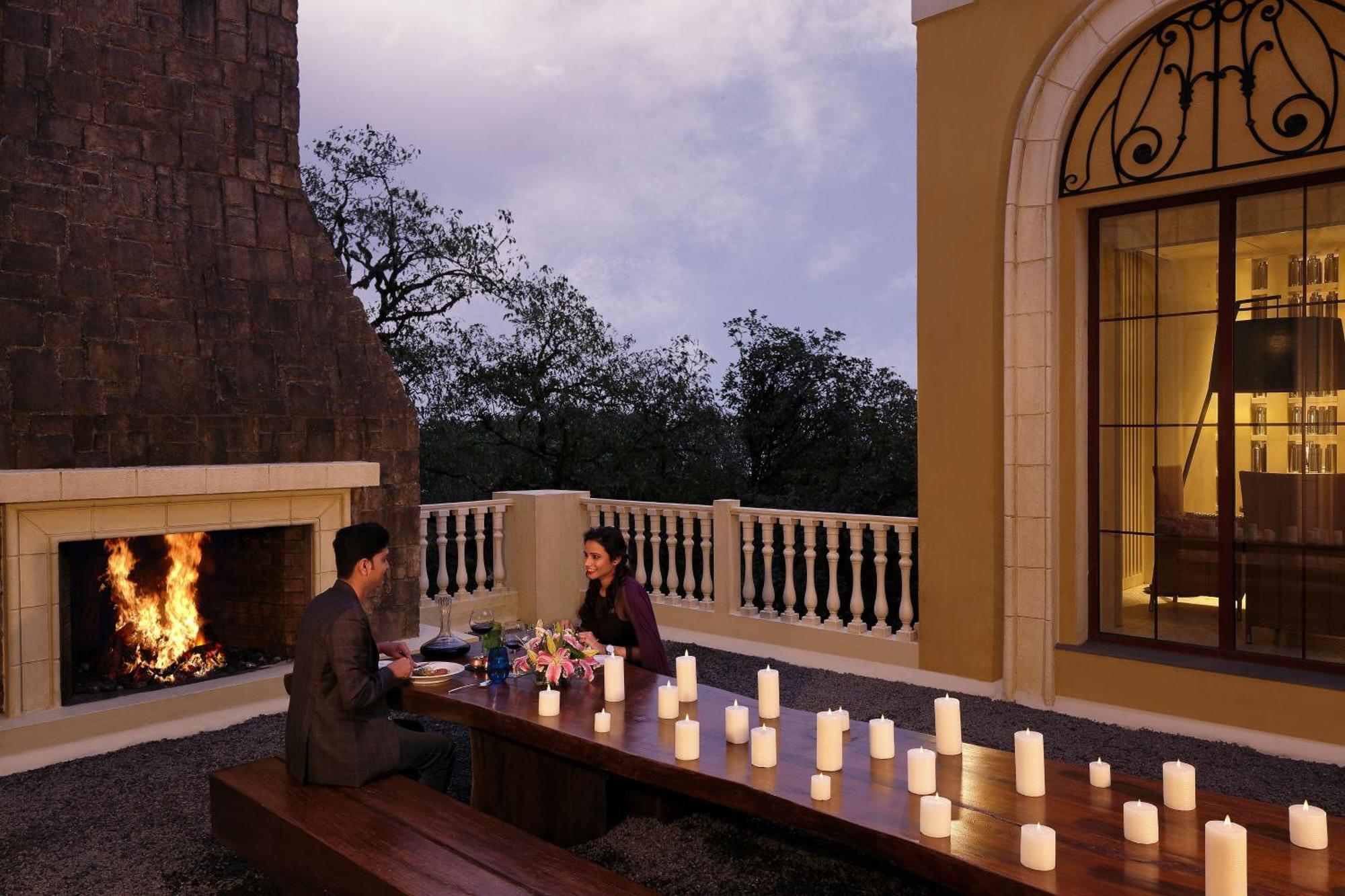 Le Meridien Mahabaleshwar Resort & Spa Exterior photo